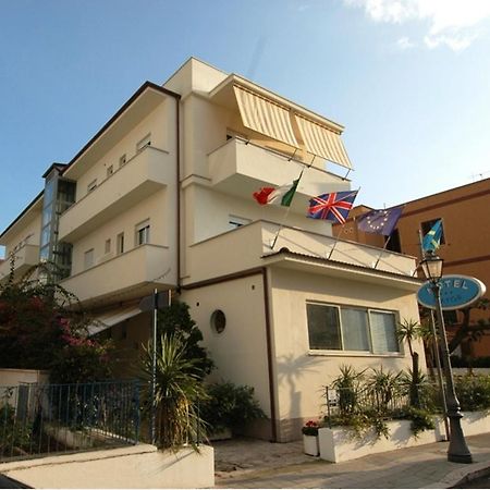 Hotel Mayor スペルロンガ エクステリア 写真